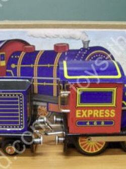 รถไฟสังกะสี ไขลานให้วิ่งได้เอง