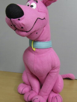 สกูบิดู (Scooby Doo) สีชมพู ขนาด 14 นิ้ว (มือสอง)