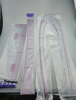 ชุดไม้บรรทัดสร้างแบบมาตรฐานจำนวน 4 ชิ้น สำหรับช่างตัดเย็บทั่วไป