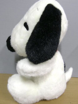 Snoopy ท่านั่ง ขนาด 12 นิ้ว (มือสอง)