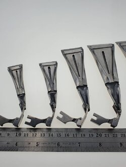 ตีนผีเย็บแถบ และเย็บทำไส้ไก่ สำหรับจักรอุตสาหกรรมเข็มเดี่ยว ใช้งานง่ายเพียงเปลี่ยนตีนผีสามารถใช้งานได้เลย