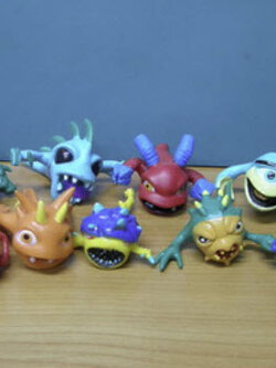 โมเดลคละแบบ 14 ตัว ขนาด 2.25 นิ้ว (ตัวแปลงร่าง)