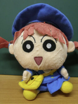 ชินจัง (Shin-Chan) แต่งชุดสาวน้อย ขนาด 6 นิ้ว (มือสอง)