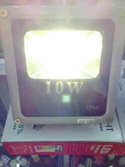 12v 10W (สีเหลือง) ไฟสปอร์ตไลท์ IP66 ใช้ภายนอกอาคาร