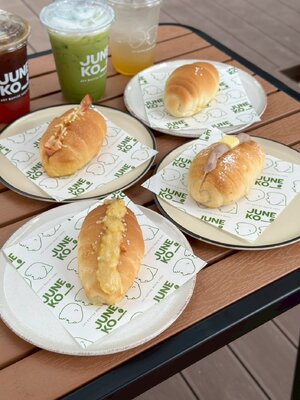 ผลงานกระดาษรองขนม