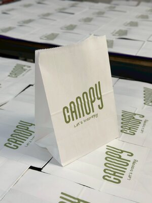 ผลงาน ซองขนมสกรีนโลโก้